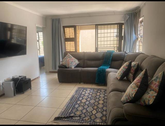 2 BEDROOM PROPERTY TO RENT IN CRAIGAVON